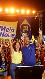 Meia Nove