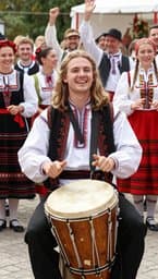 Constantin, Toboșarul Păros