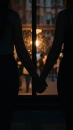 Lumière Entre Nous