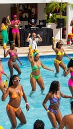 Pool Party Chirel